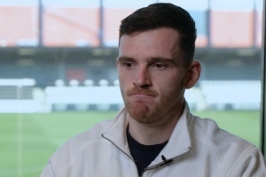 全站官方平台-罗伯逊：接替克洛普绝非易事，但斯洛特的执教表现令人难以置信