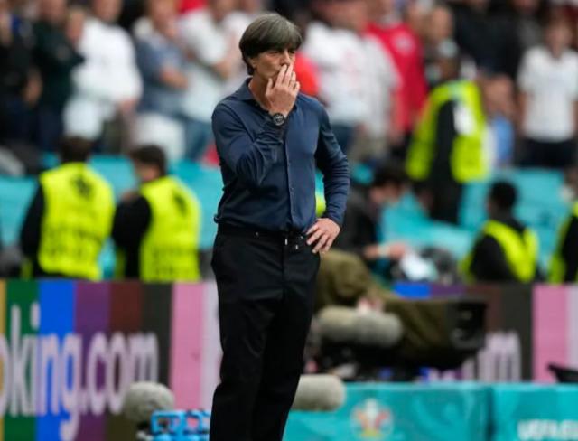 全站官方平台-勒夫谢幕战以作死告别 德国队保守到极致输球不冤