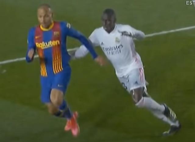 开云体育-科曼赛后坚称点球没判到底是不是耍赖？